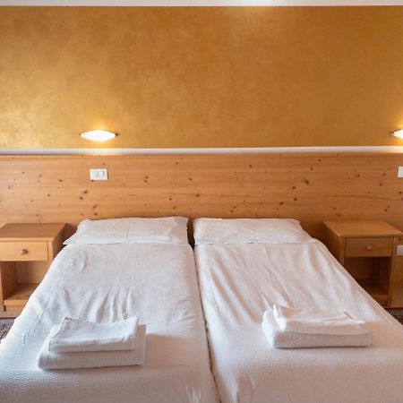 트렌토 Agritur Al Vigneto B&B 외부 사진