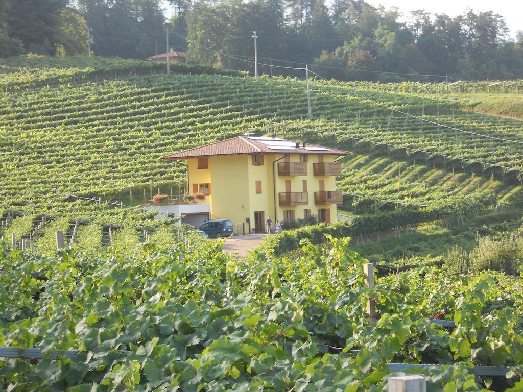 트렌토 Agritur Al Vigneto B&B 외부 사진